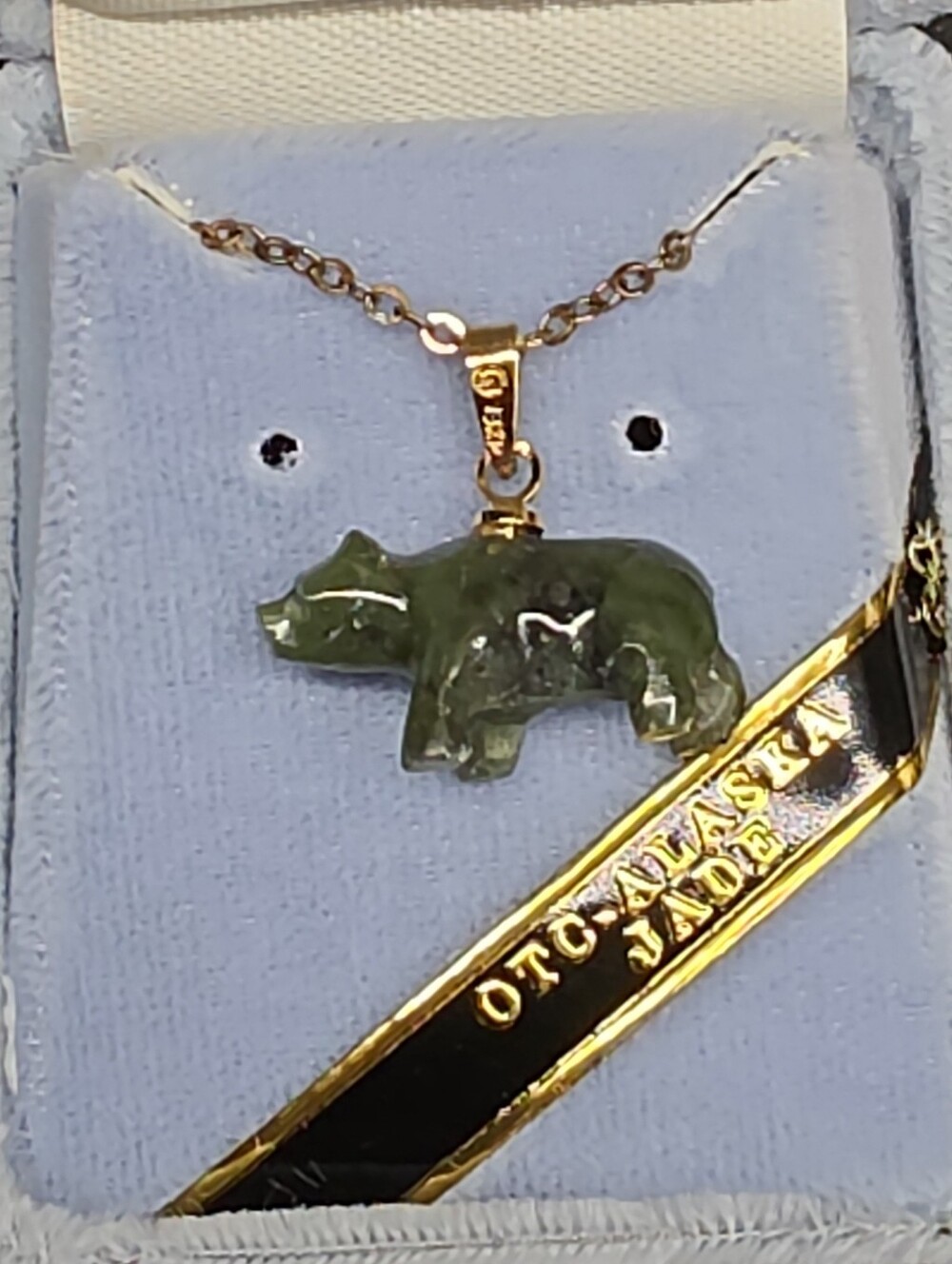 Vintage Carved Green Stone Bear Pendant Necklace OTC Alaska Jade Tag